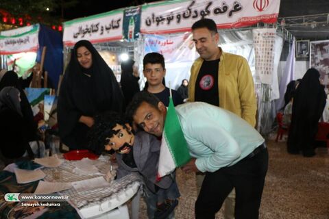 کاروان خودرویی عروسکی میهمان موکبها و تجمعات شبانه  شد.