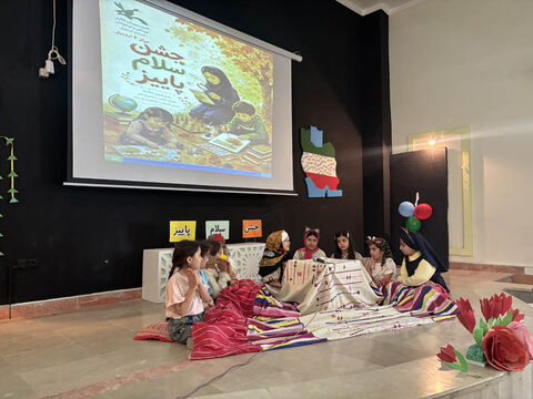 گزارش تصویری | جشن پایان فعالیت‌های تابستانی و نمایشگاه آثار اعضا در مرکز شماره دو کانون اردبیل