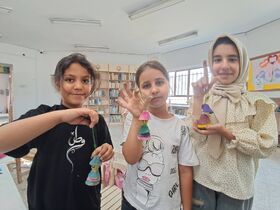 خلق هنر با مواد بازیافتی در مرکز بیارجمند