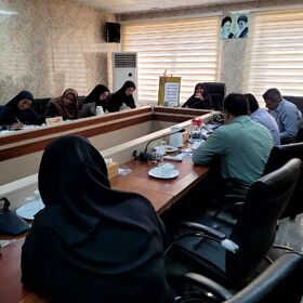 عملکرد کانون استان هرمزگان در سمینار کارشناسان بررسی شد