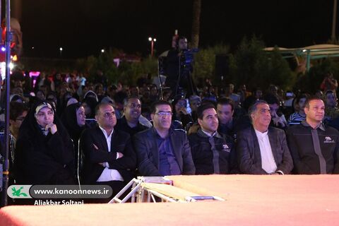 بازدید مسئولان سیرجانی از رویداد استانی بازی و اسباب بازی