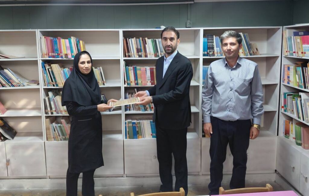 طرح «سپاس مربی»؛ تقدیر مدیرکل کانون کهگیلویه و بویراحمد از مربیان مراکز فرهنگی هنری