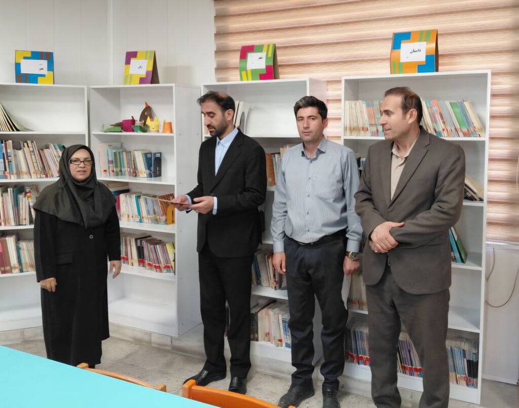طرح «سپاس مربی»؛ تقدیر مدیرکل کانون کهگیلویه و بویراحمد از مربیان مراکز فرهنگی هنری