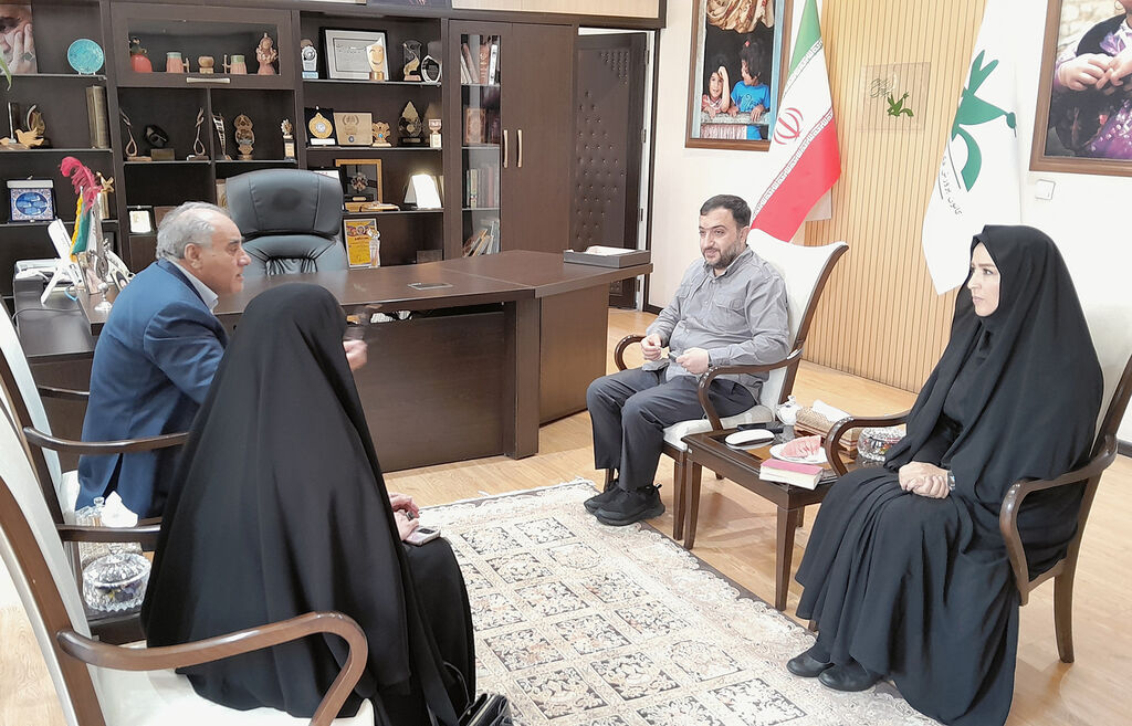 مدیرعامل کانون و نمایندگان مجلس بر همافزایی برای حل مسائل فرهنگی تأکید کردند