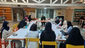 برگزاری دومین نشست تخصصی انجمن نویسندگان نوجوان کانون همدان