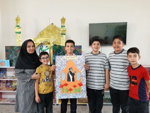 گزارش تصویری/ برگزاری ویژه‌برنامه‌های فرهنگی و هنری در مراکز کانون همدان به مناسبت سالگرد شهادت آیت‌الله مدنی