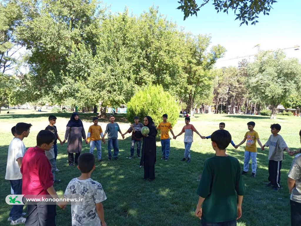 تجربه علمی و هیجانانگیز اعضای مراکزنورآباد و۲ الشتر لرستان در مرکز علوم وفناوری