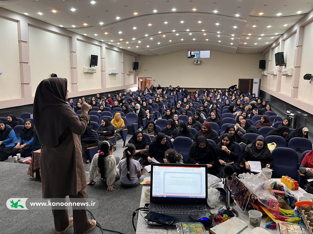 ارتقای توانمندیهای تخصصی مربیان پیشدبستانی استان بوشهر؛ برگزاری کارگاههای آموزشی راهبردهای تربیت و یادگیری
