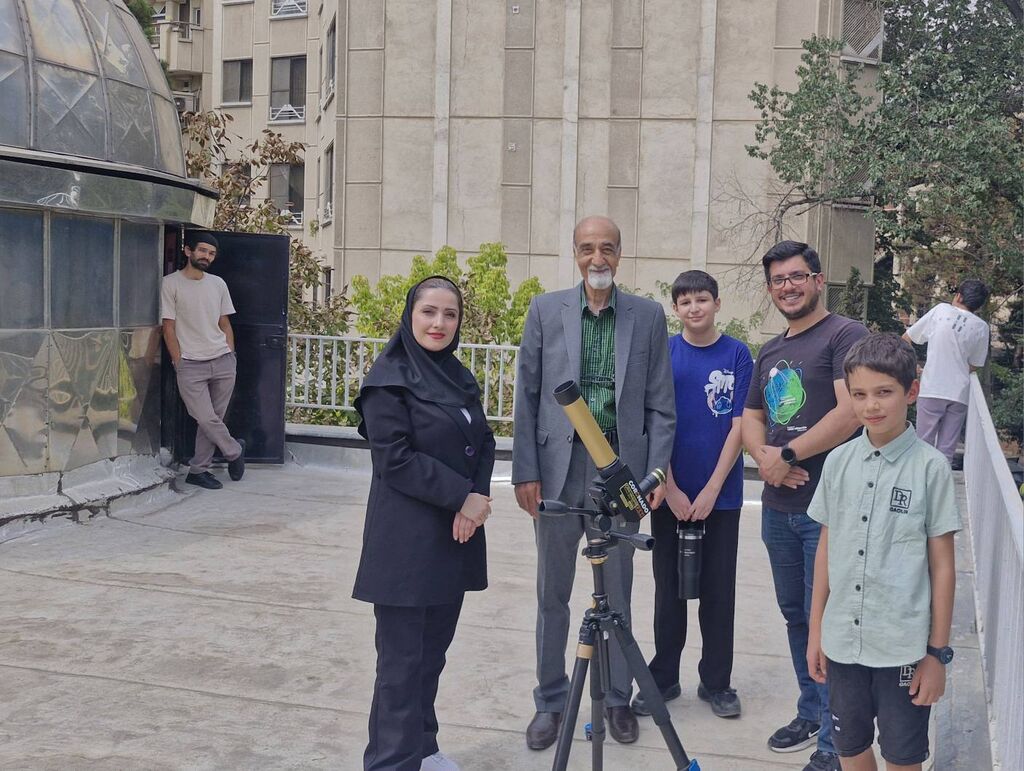 جشن پایان تابستان در مرکز ۱۶ کانون تهران با رصد خورشید و گفت‌وگوی علمی برگزار شد