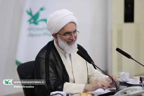 حجت‌الاسلام محمدجواد حاج‌علی‌اکبری در سومین نشست مدیران ارشد کانون - یکشنبه 22 شهریور 1405