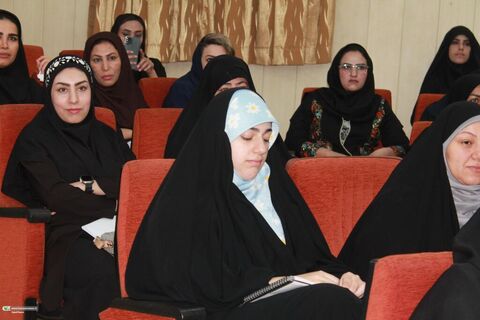 روز دوم دوره ارتقای شایستگی مربیان پیش‌دبستانی در اهواز