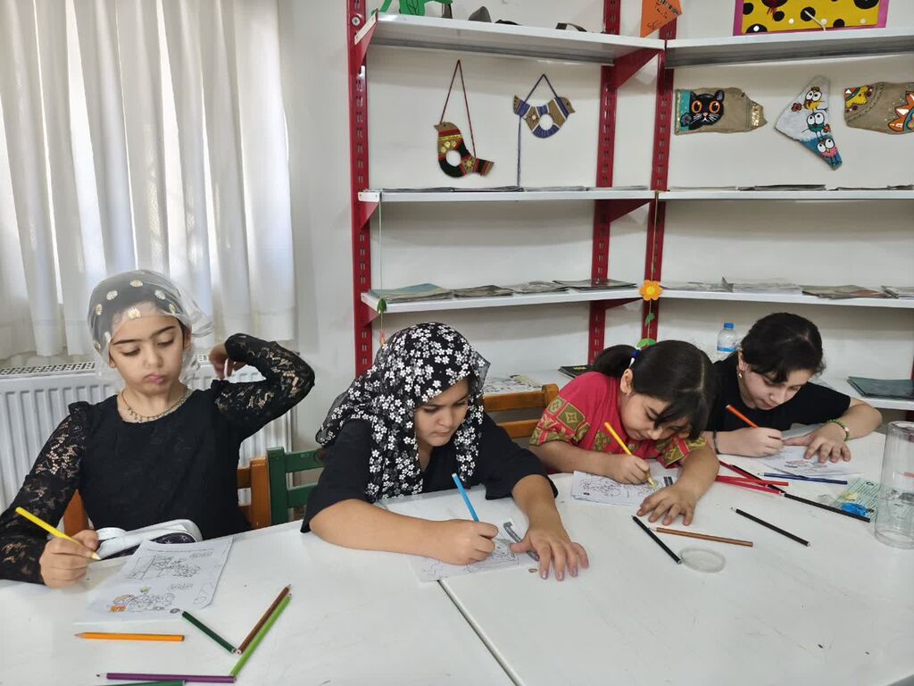 فرهنگ‌سازی تفکیک پسماندهای خشک در مراکز شماره دو، سه و چهار کانون پرورش فکری کودکان و نوجوانان ایلام