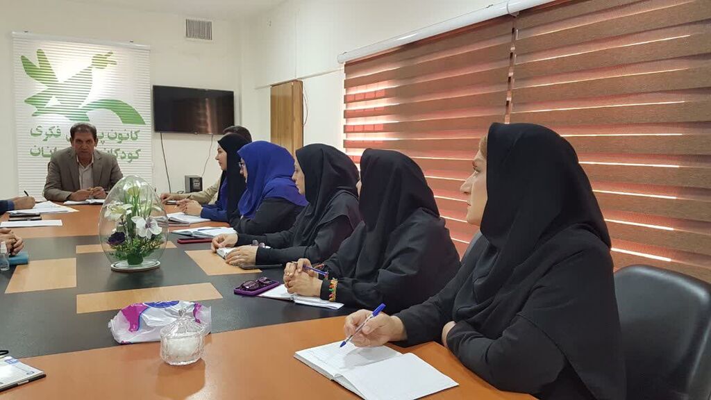 تشریح برنامههای پیشروی کانون کرمانشاه با تأکید بر توسعه پیشدبستانی و جشنوارهها