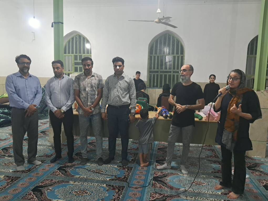 اجرای نمایش «اوکاپی» در روستاهای گبرانی و قادرخانی میناب با هدف ارتقای سطح تاب آوری ونشاط اجتماعی کودکان