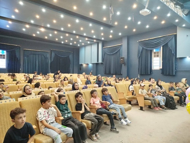 تابستان در قاب خاطرات؛ دورهمی پرشور خانواده‌ها در مرکز فرهنگی هنری شاهین‌شهر