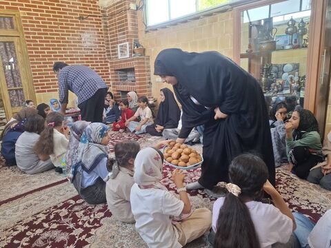 اردوی شاد درون‌شهری دختران کوهپایه در عمارت حافظ و پارک کودک