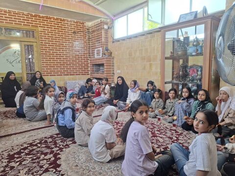 اردوی شاد درون‌شهری دختران کوهپایه در عمارت حافظ و پارک کودک