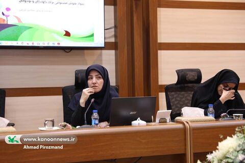 محبوبه اسپیدکار، پژوهشگر و مدرس دانشگاه ر نخستین نشست شورای ملی سیاست‌گذاری علم و فناوری کودک و نوجوان