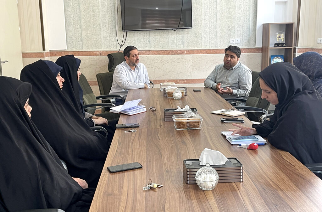 بازدید مدیرکل کانون استان اصفهان از مجتمع فرهنگی هنری کانون قم در پردیسان