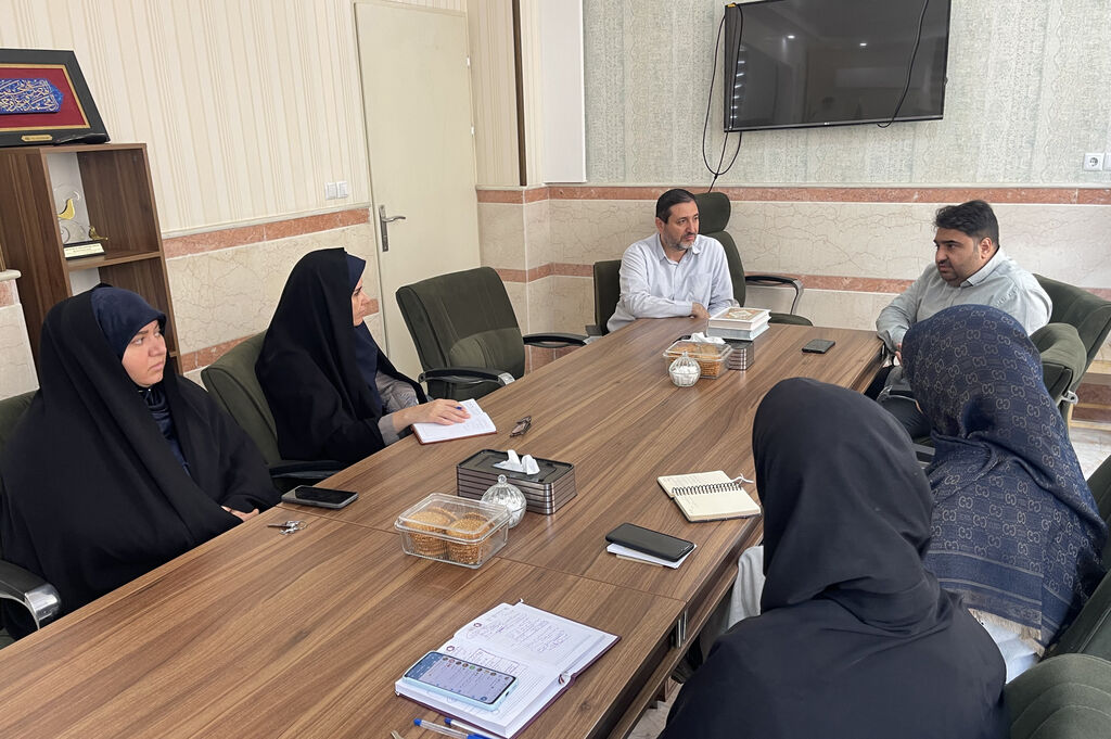 بازدید مدیرکل کانون استان اصفهان از مجتمع فرهنگی هنری کانون قم در پردیسان