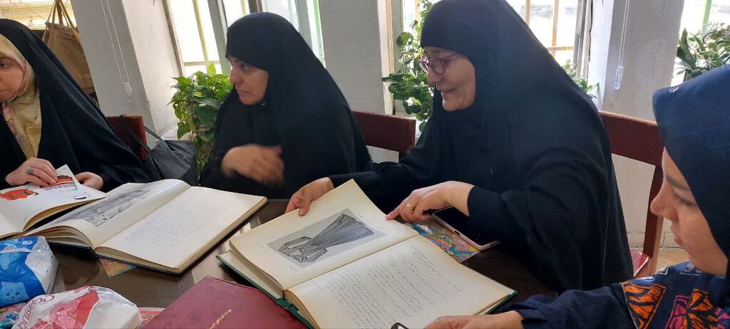 انجمن کتابخوانی مادران مشهد سیوهشتمین محفل مادران کتابخوان در مرکز فرهنگی شماره ۲ مشهد