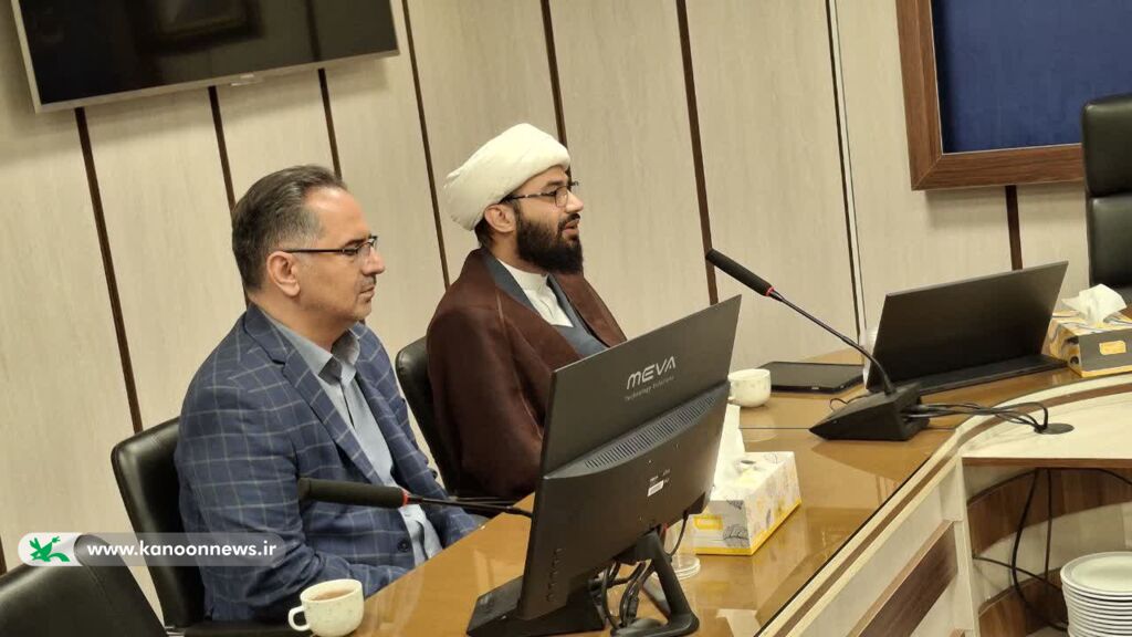 تأکید مدیران کل کانون و بنیاد شهید زنجان بر توسعه برنامههای فرهنگی برای جامعه هدف