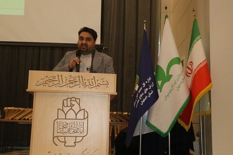 گزارش تصویری گردهمایی اعضای شاخص هنری کانون استان اصفهان؛ تجلیل از درخشش کودکان و نوجوانان در عرصه‌های ملی و بین‌المللی