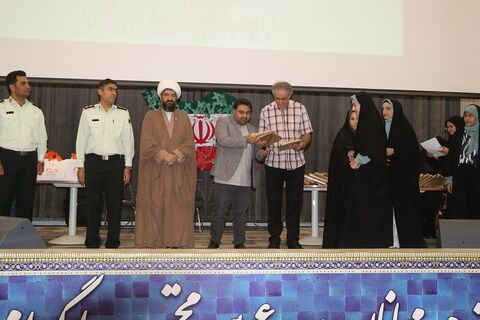گزارش تصویری گردهمایی اعضای شاخص هنری کانون استان اصفهان؛ تجلیل از درخشش کودکان و نوجوانان در عرصه‌های ملی و بین‌المللی