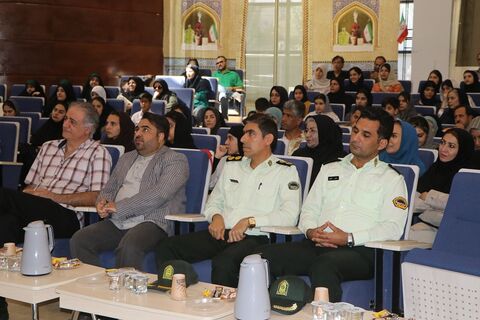 گزارش تصویری گردهمایی اعضای شاخص هنری کانون استان اصفهان؛ تجلیل از درخشش کودکان و نوجوانان در عرصه‌های ملی و بین‌المللی
