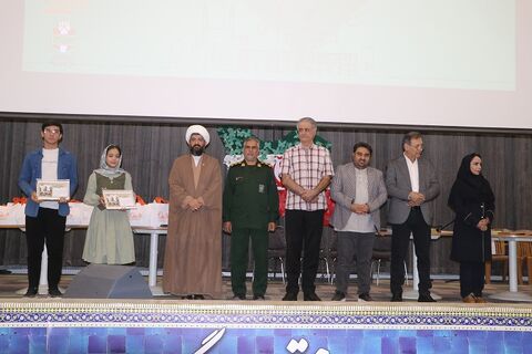 گزارش تصویری گردهمایی اعضای شاخص هنری کانون استان اصفهان؛ تجلیل از درخشش کودکان و نوجوانان در عرصه‌های ملی و بین‌المللی