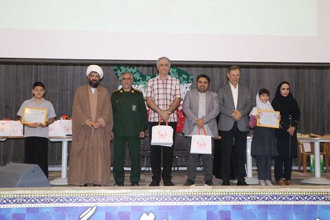 گزارش تصویری گردهمایی اعضای شاخص هنری کانون استان اصفهان؛ تجلیل از درخشش کودکان و نوجوانان در عرصه‌های ملی و بین‌المللی
