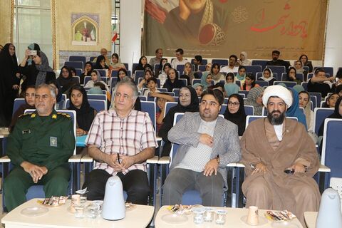 گزارش تصویری گردهمایی اعضای شاخص هنری کانون استان اصفهان؛ تجلیل از درخشش کودکان و نوجوانان در عرصه‌های ملی و بین‌المللی