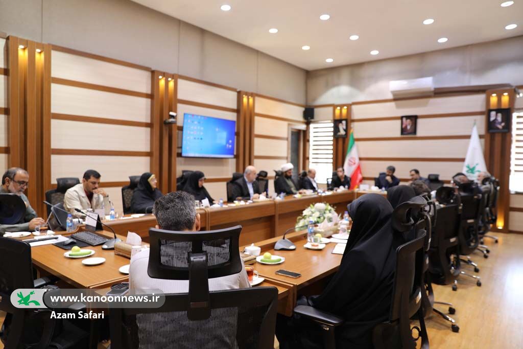 تأکید بر جریانسازی فرهنگی، تولید آثار ماندگار و نقشآفرینی نوجوانان در روایتگری