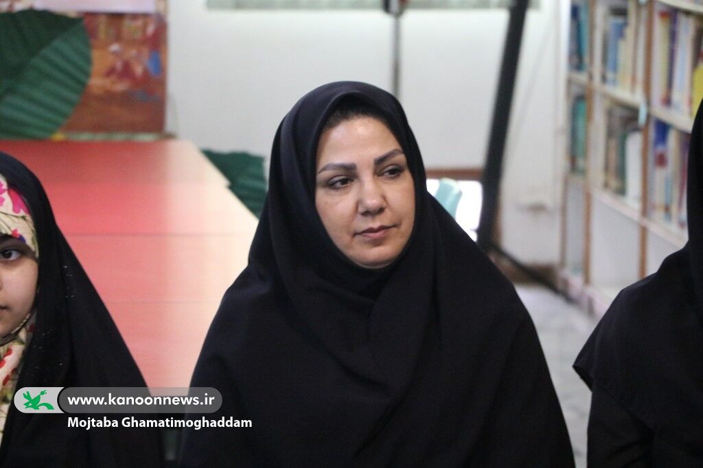 اعضای انجمن ادبی «آفرینش» روز شعر و ادب فارسی را گرامیداشتند