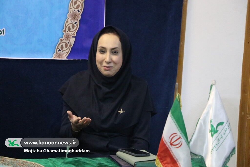 اعضای انجمن ادبی «آفرینش» روز شعر و ادب فارسی را گرامیداشتند