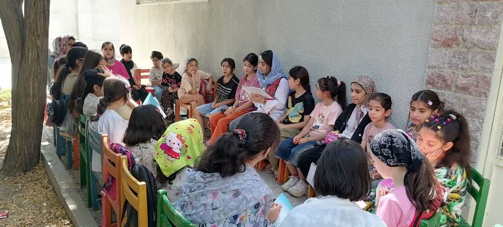 کرمانشاه. مرکز شماره ۵. ۴ کتاب پویش «۴ کتاب، ۴ فصل» در مرکز شماره ۵ کانون کرمانشاه در حال برگزاری است