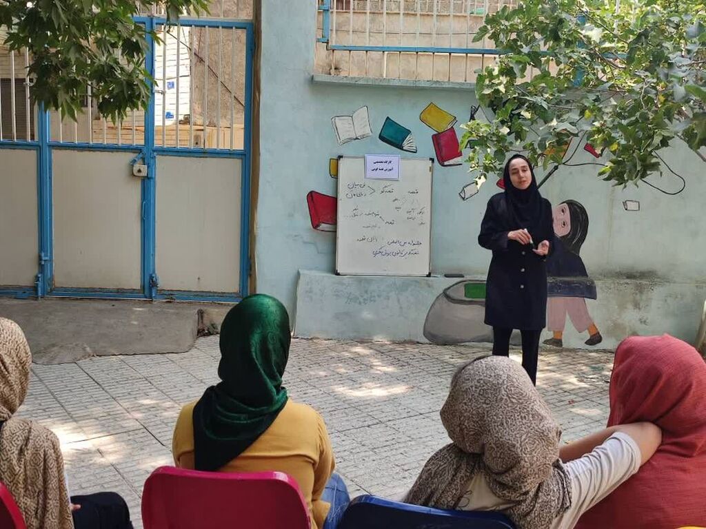 کارگاه تخصصی آموزش قصه‌گویی در کانون هرسین برگزار شد