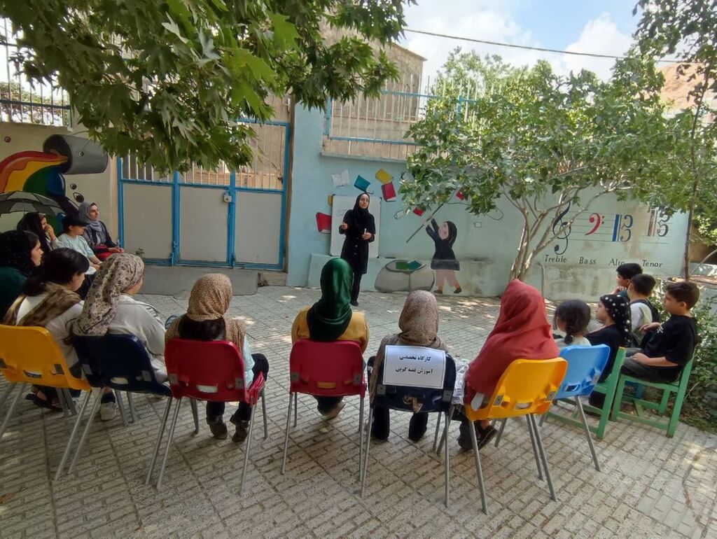 کرمانشاه. هرسین. قصهگویی کارگاه تخصصی آموزش قصهگویی در کانون هرسین برگزار شد