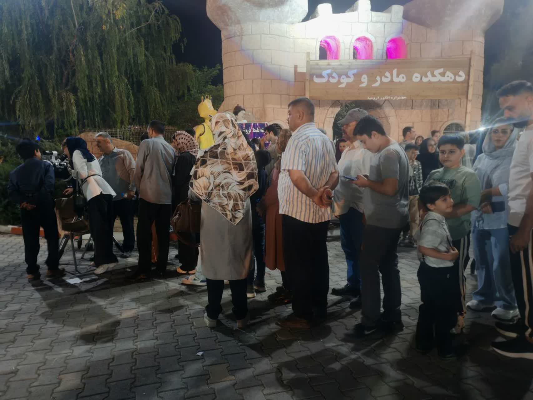 نقش آفرینی علمی انجمن نجوم کانون در جشنواره انگور ارومیه
