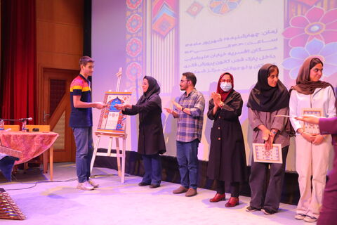 شعر نیوش