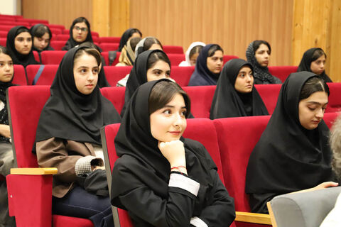 گزارش تصویری | برگزاری نشست قصه‌گویی و ارزیابی مراکز هنری کانون اردبیل