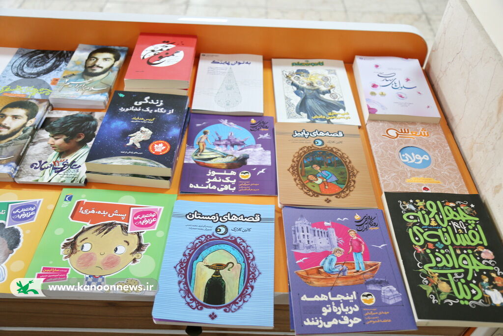 نزدیک به ۳ هزار جلد کتاب تازه به مراکز کانون استان بوشهر رسید