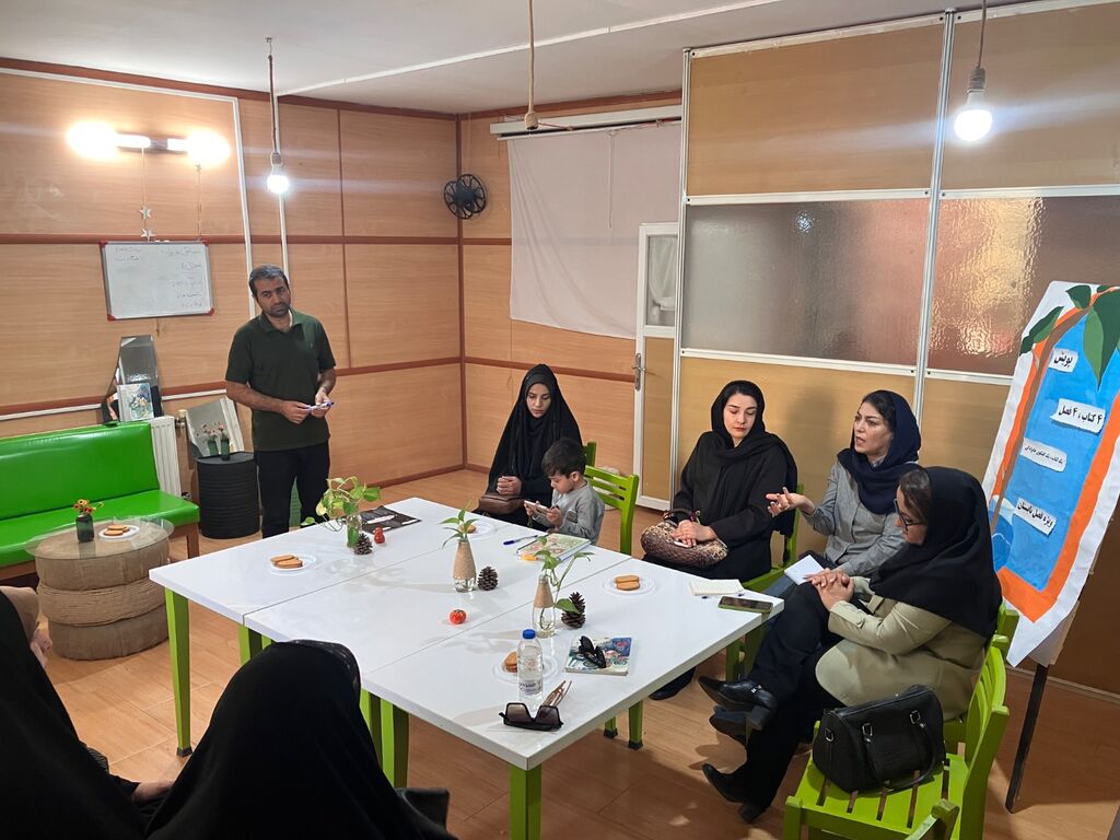 مراکز کانون  استان گامی برای پیوند خانواده‌ها با کتاب برداشت