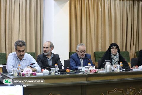 سومین نشست شورای سیاست‌گذاری برنامه‌های هفته ملی کودک