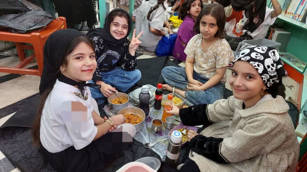 "جشن‌های پایان تابستان با دستپخت مامان" در کانون جوانرود برگزار شد