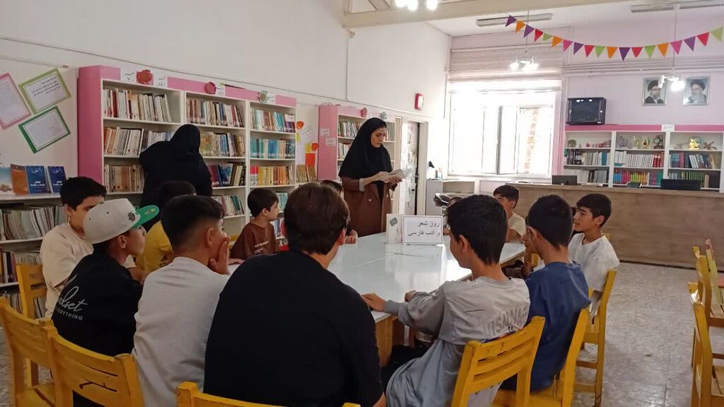 برگزاری نشست مجازی نقد کتاب و ویژهبرنامه ادبی در کانون قزوین