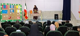 رونق دوباره انجمن های ادبی شعر و داستان در مراکز فرهنگی‌هنری کانون استان قزوین