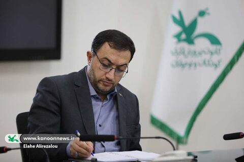 حامد علامتی، مدیر عامل کانون  در چهارمین نشست مدیران ارشد کانون