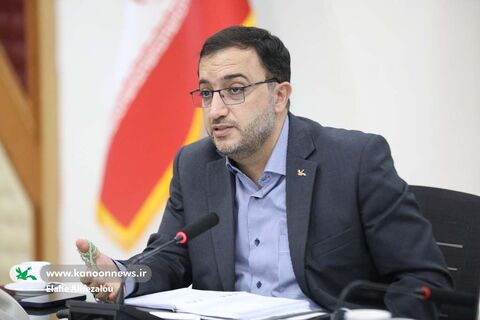 حامد علامتی، مدیر عامل کانون  در چهارمین نشست مدیران ارشد کانون