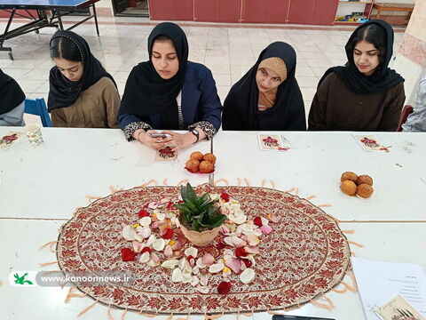 نشست‌های ادبی و گلستان‌خوانی در مراکز کانون استان بوشهر به روایت تصویر